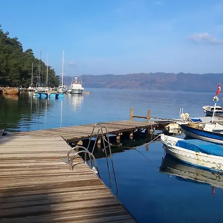 Twins Apart Lejlighedshotel *